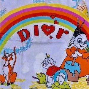 Meet your Posher, Ella